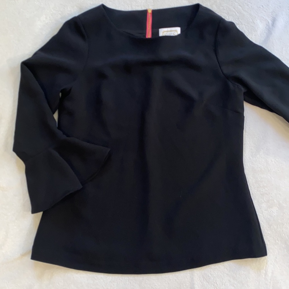 Sail to Sable black flutter bell sleeve top w/pink accent zipper Sz M EUC - Picture 2 of 8